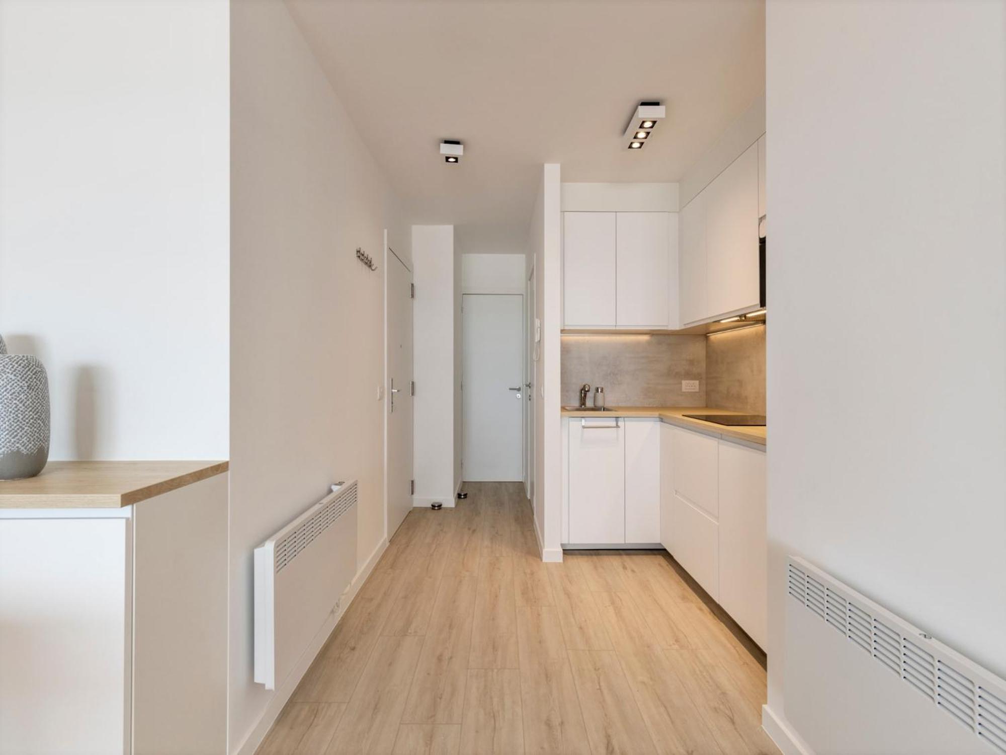 Evelyn In Appartement *